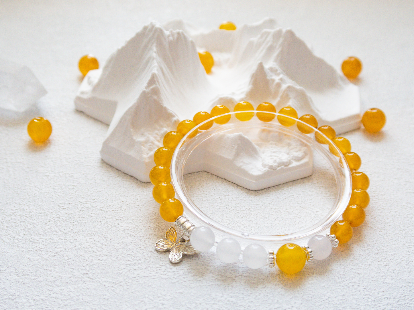 Yellow & White Agate Bracelet 8 mm Bracelet (10 mm Center)